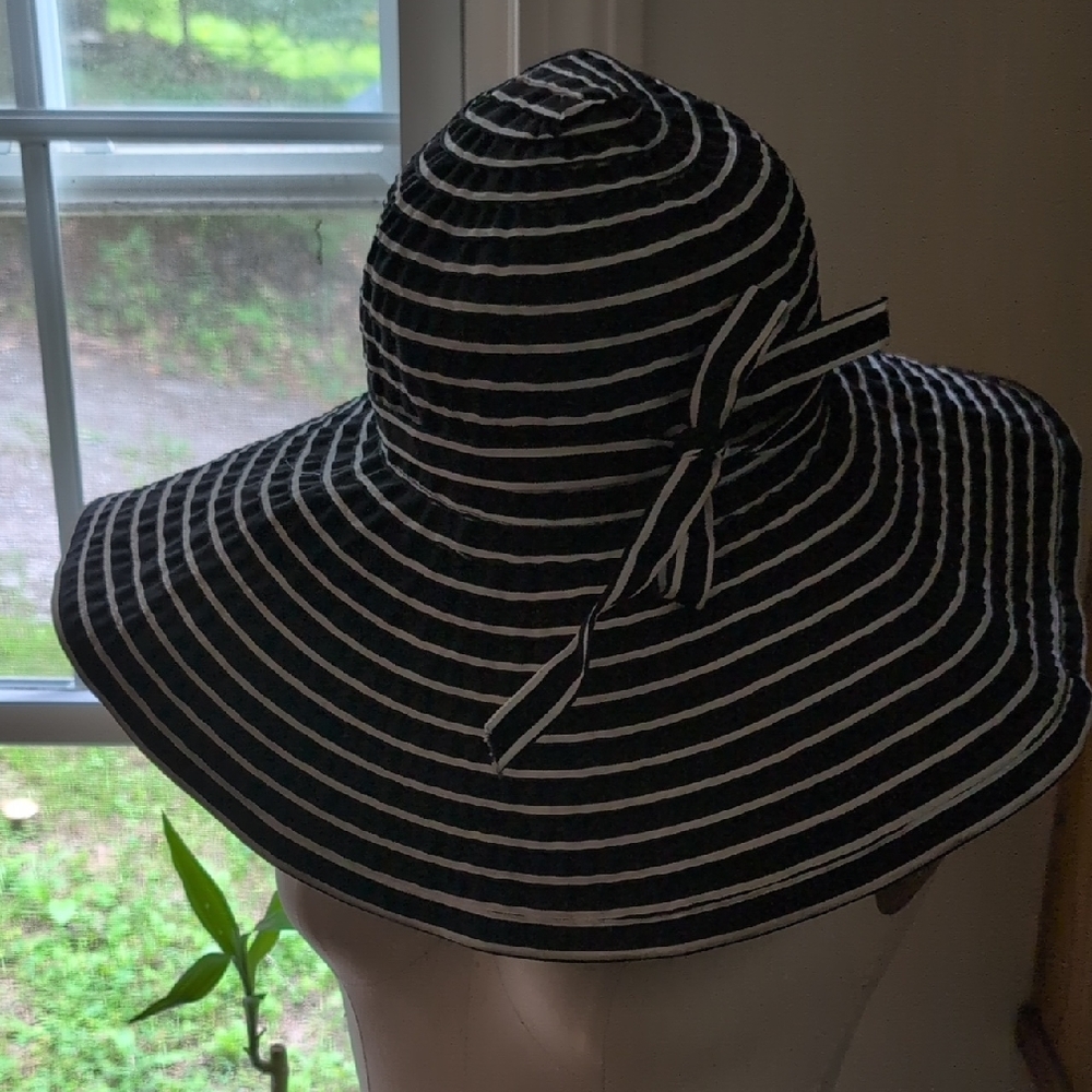 Elegant Sun Hat